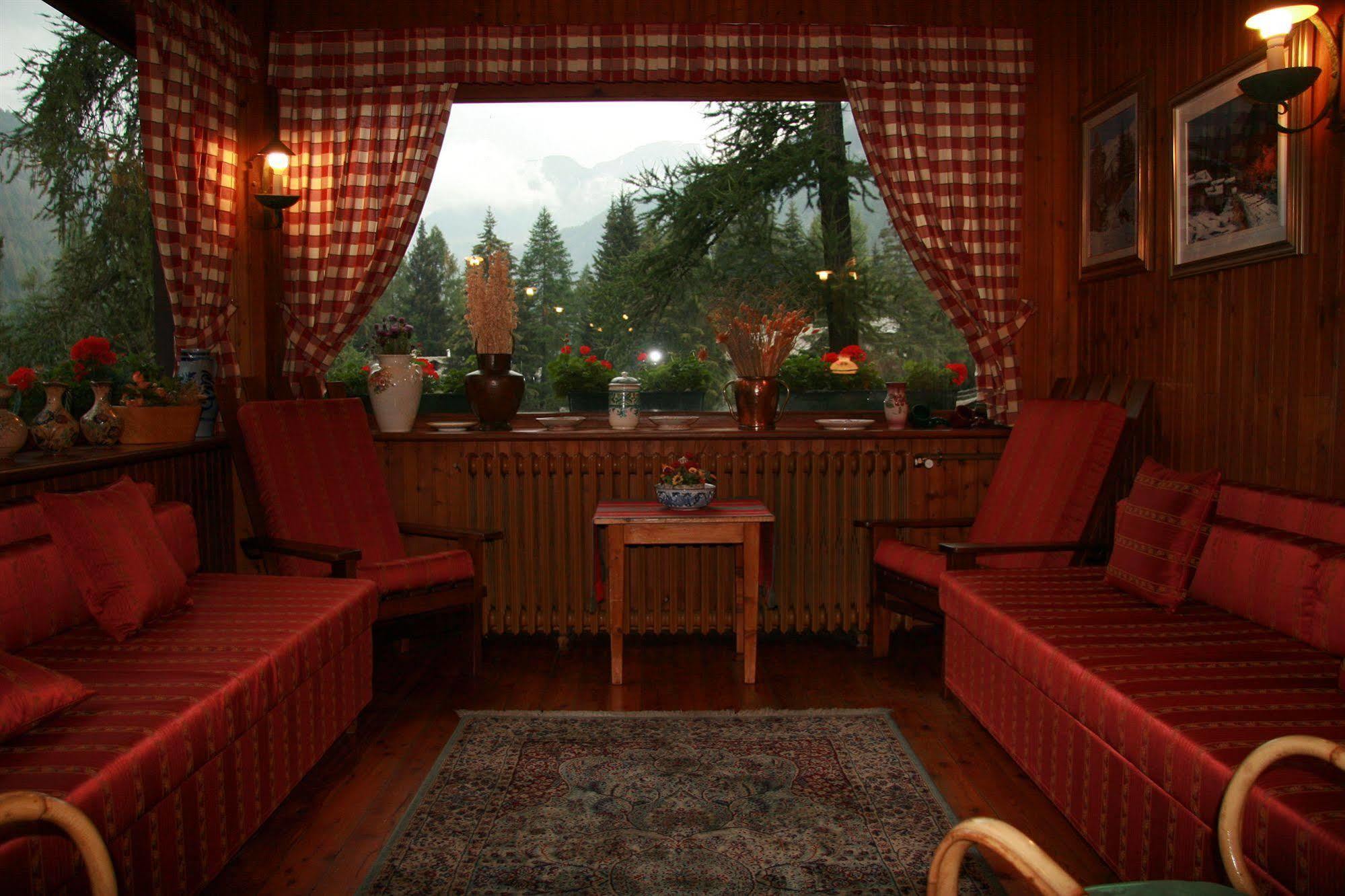 Albergo Villa Anna Maria Champoluc Kültér fotó
