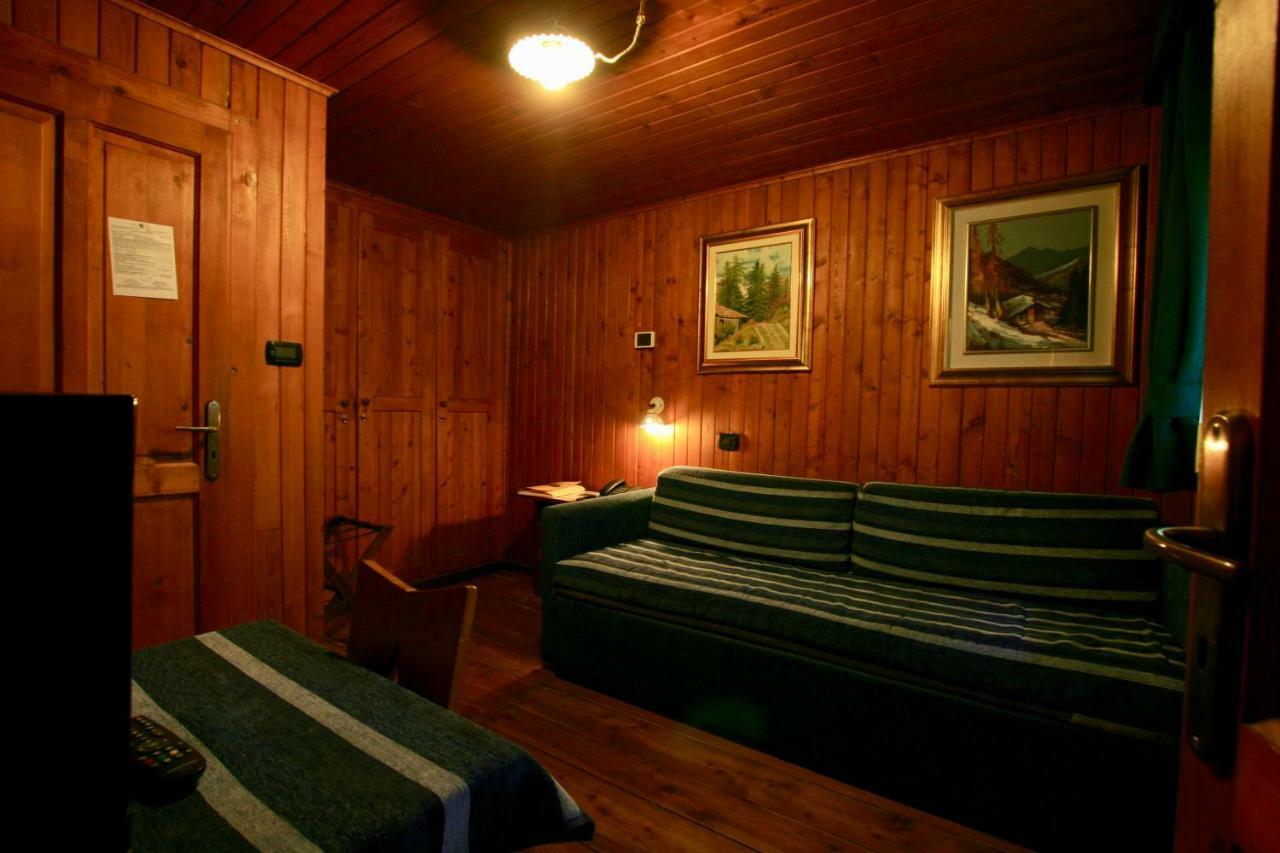 Albergo Villa Anna Maria Champoluc Kültér fotó