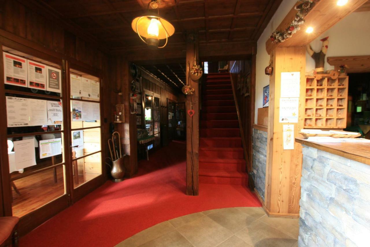 Albergo Villa Anna Maria Champoluc Kültér fotó