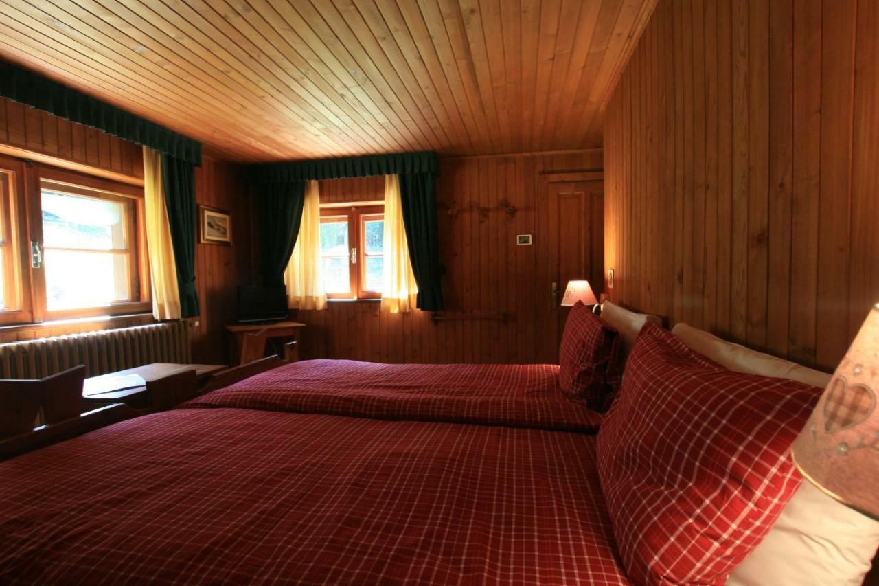 Albergo Villa Anna Maria Champoluc Kültér fotó